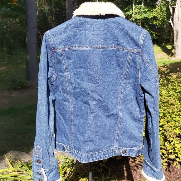Vintage Roxy Jean Jacket - Picture 5 of 9